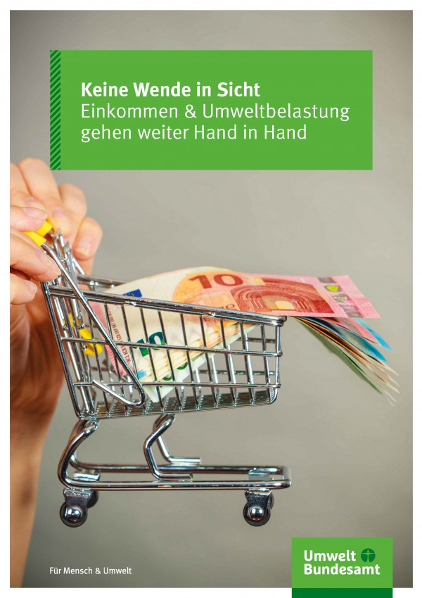 Broschüre: Keine Wende in Sicht Das Cover der Broschüre: Keine Wende in Sicht zeigt eine Hand, die einen kleinen Einkaufswagen hält, in dem Geldscheine zu sehen sind.